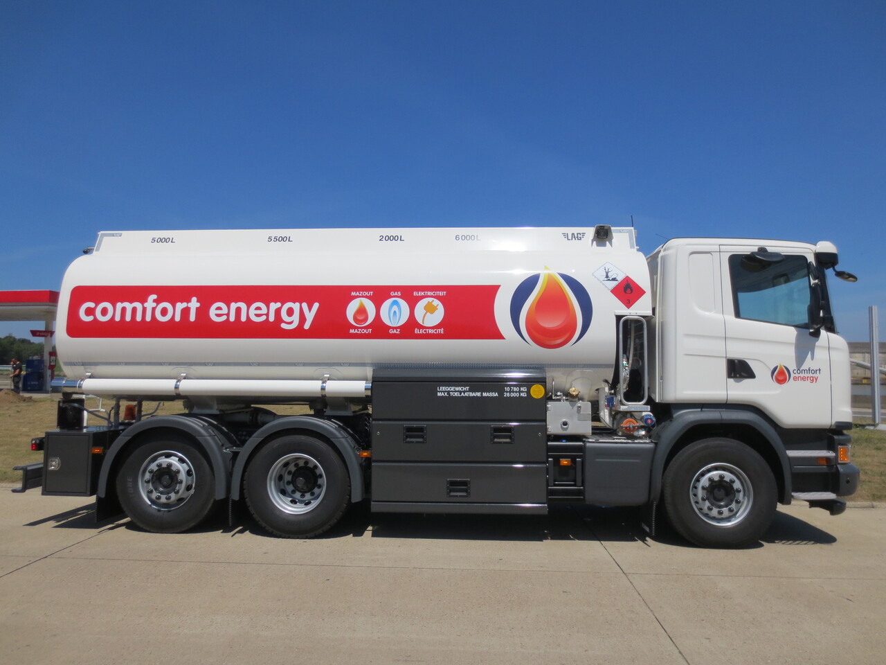 Tanker truck Scania G370: picture 10