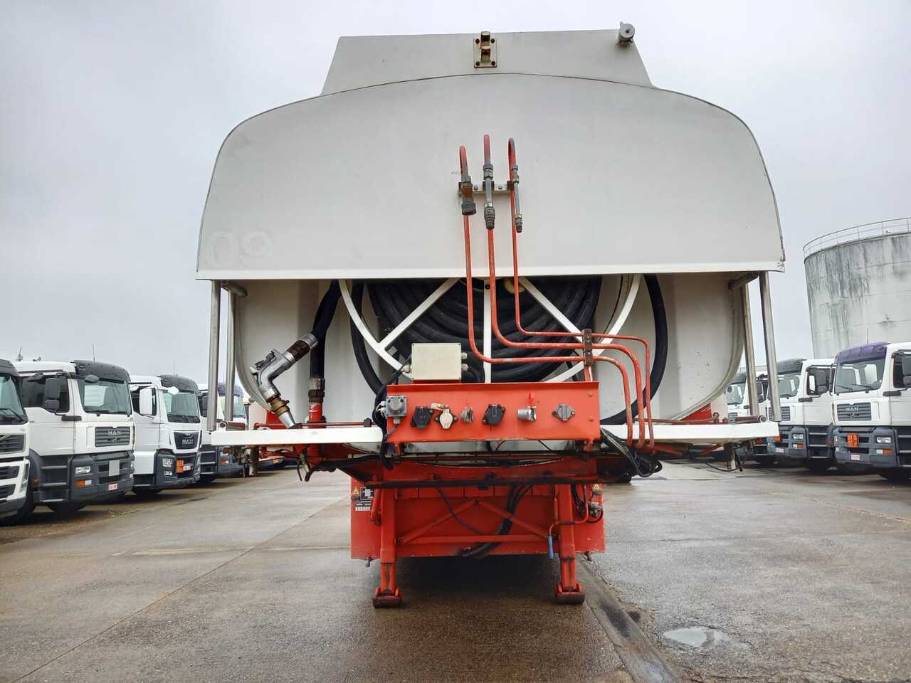 Stokota - Tanker semi-trailer: picture 4 Stokota - Tanker semi-trailer: picture 4