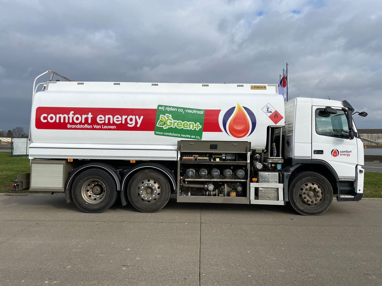 Tanker truck VOLVO FM: picture 7 Tanker truck VOLVO FM: picture 7