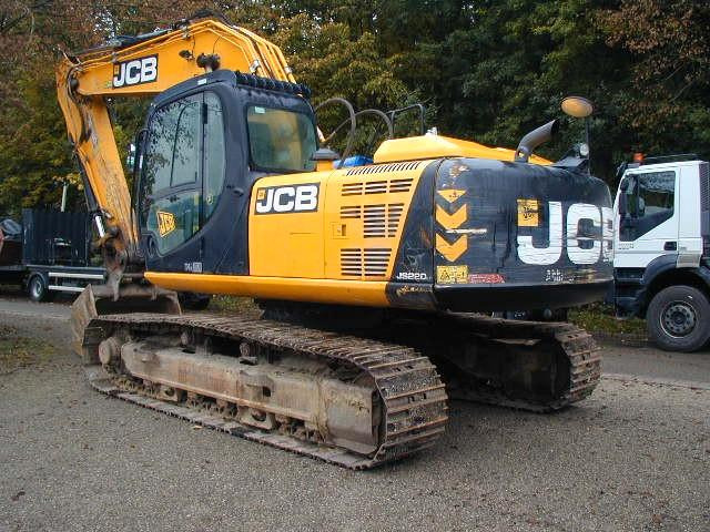 JCB JS220LCT4 JCB JS220LCT4 - Crawler excavator: picture 2 JCB JS220LCT4 JCB JS220LCT4 - Crawler excavator: picture 2