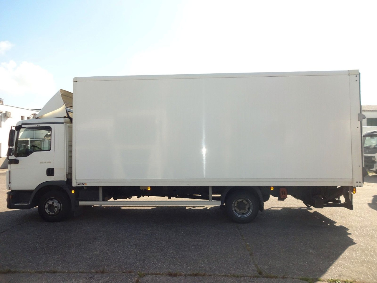 MAN TGL 8.190, LBW, Luft, Tempomat, Standheizung - Closed box van: picture 4 MAN TGL 8.190, LBW, Luft, Tempomat, Standheizung - Closed box van: picture 4