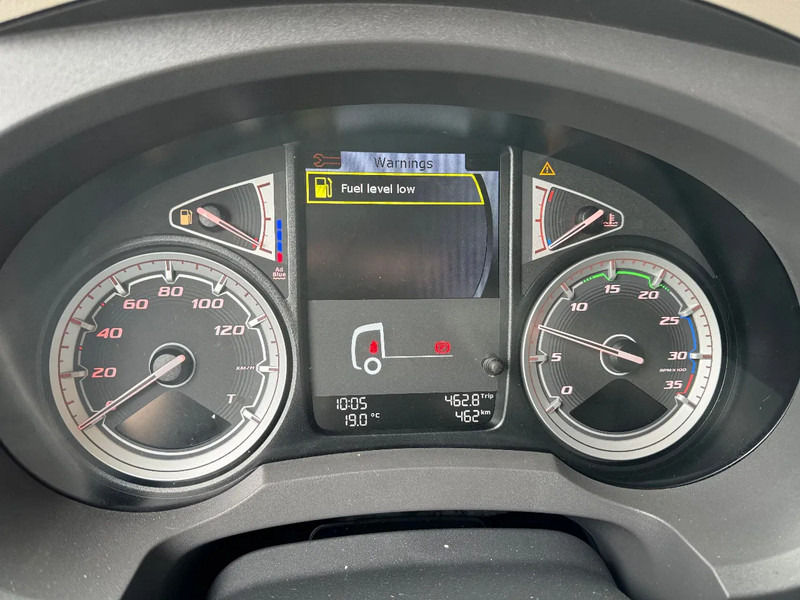 New Box truck DAF LF 210 FA 6.1M Bakwagen NIEUW, Volledige garantie 3 jaar, Laadklep - Airco - Vangmuil: picture 17