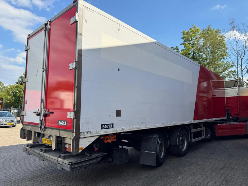 HEIWO 11.5M 2 AS Carrier Vector 1800 D+E Stuuras 2.500 KG LBW! - Isothermal semi-trailer: picture 2 HEIWO 11.5M 2 AS Carrier Vector 1800 D+E Stuuras 2.500 KG LBW! - Isothermal semi-trailer: picture 2