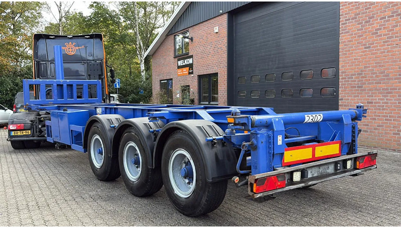 Hendricks 20ft container Kippchassis 24V hydraulic Self support! - Container transporter/ Swap body semi-trailer: picture 4 Hendricks 20ft container Kippchassis 24V hydraulic Self support! - Container transporter/ Swap body semi-trailer: picture 4