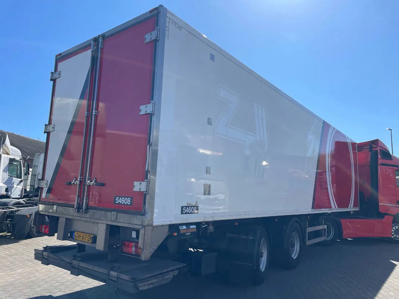 Pacton 11M 2 AS Carrier Vector 1800 D+E Stuuras 2.500 KG LBW! - Refrigerator semi-trailer: picture 2 Pacton 11M 2 AS Carrier Vector 1800 D+E Stuuras 2.500 KG LBW! - Refrigerator semi-trailer: picture 2