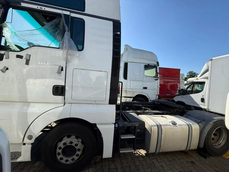 MAN TGX 18.440 XXL NO Gearbox & NO Engine, complete brief - Tractor truck: picture 4 MAN TGX 18.440 XXL NO Gearbox & NO Engine, complete brief - Tractor truck: picture 4