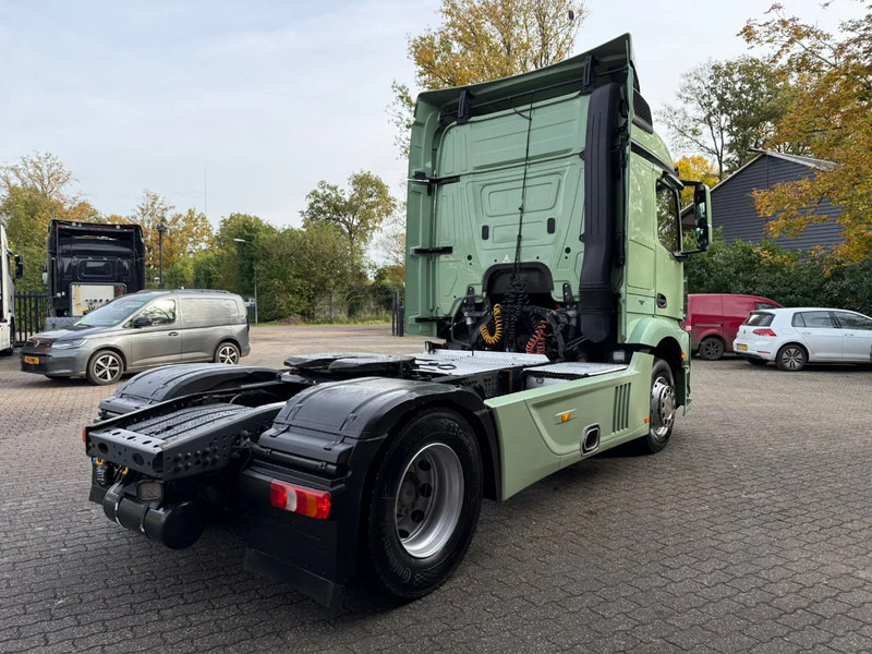 Mercedes-Benz Actros 1840 Streamspace Airco Side skirts NL Truck - Tractor truck: picture 4 Mercedes-Benz Actros 1840 Streamspace Airco Side skirts NL Truck - Tractor truck: picture 4