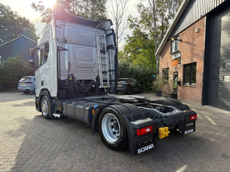 Scania R450 4X2EB Lowliner Retarder Standairco Smarttacho 2 German truck - Tractor truck: picture 4 Scania R450 4X2EB Lowliner Retarder Standairco Smarttacho 2 German truck - Tractor truck: picture 4