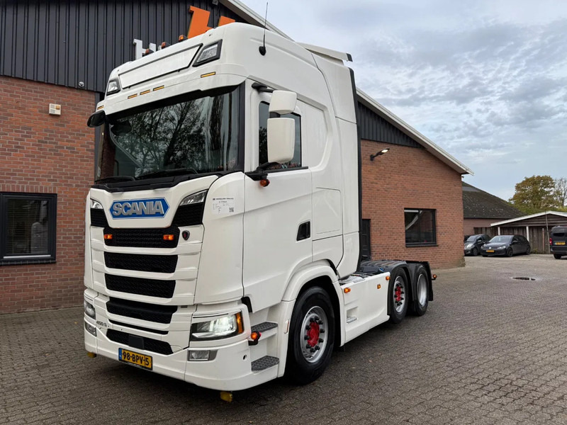 Scania S450 6X2 Full-Air Retarder Standairco 2X Tank Smarttacho 2 APK 09/2026 - Tractor truck: picture 1 Scania S450 6X2 Full-Air Retarder Standairco 2X Tank Smarttacho 2 APK 09/2026 - Tractor truck: picture 1