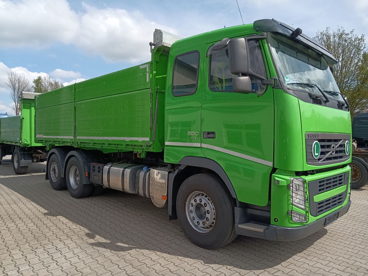 Volvo FH 500 6x2R 22m3 SCHWARZMÜLLER 3-S-GETREIDEKIPPE - Tipper: picture 4 Volvo FH 500 6x2R 22m3 SCHWARZMÜLLER 3-S-GETREIDEKIPPE - Tipper: picture 4