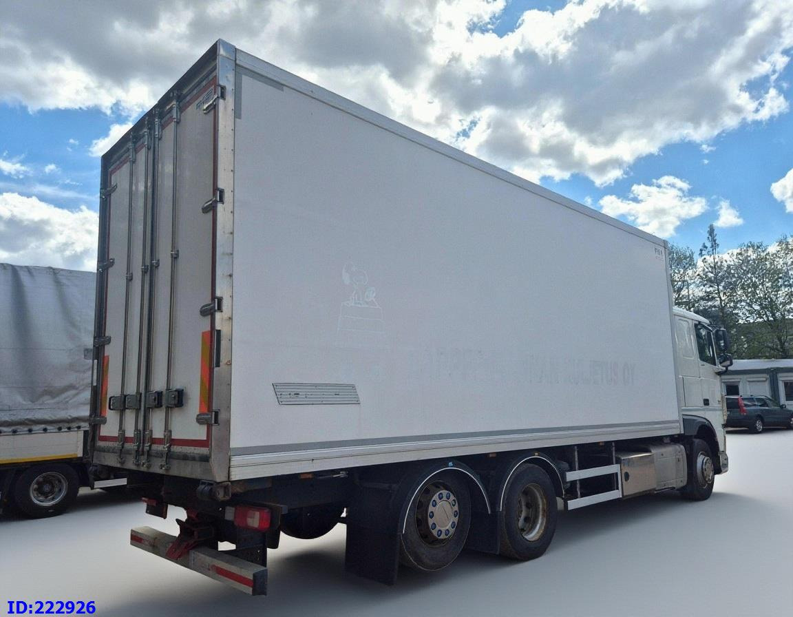 DAF XF 106 440 FAR 6x2 Euro6 - Isothermal truck: picture 5 DAF XF 106 440 FAR 6x2 Euro6 - Isothermal truck: picture 5
