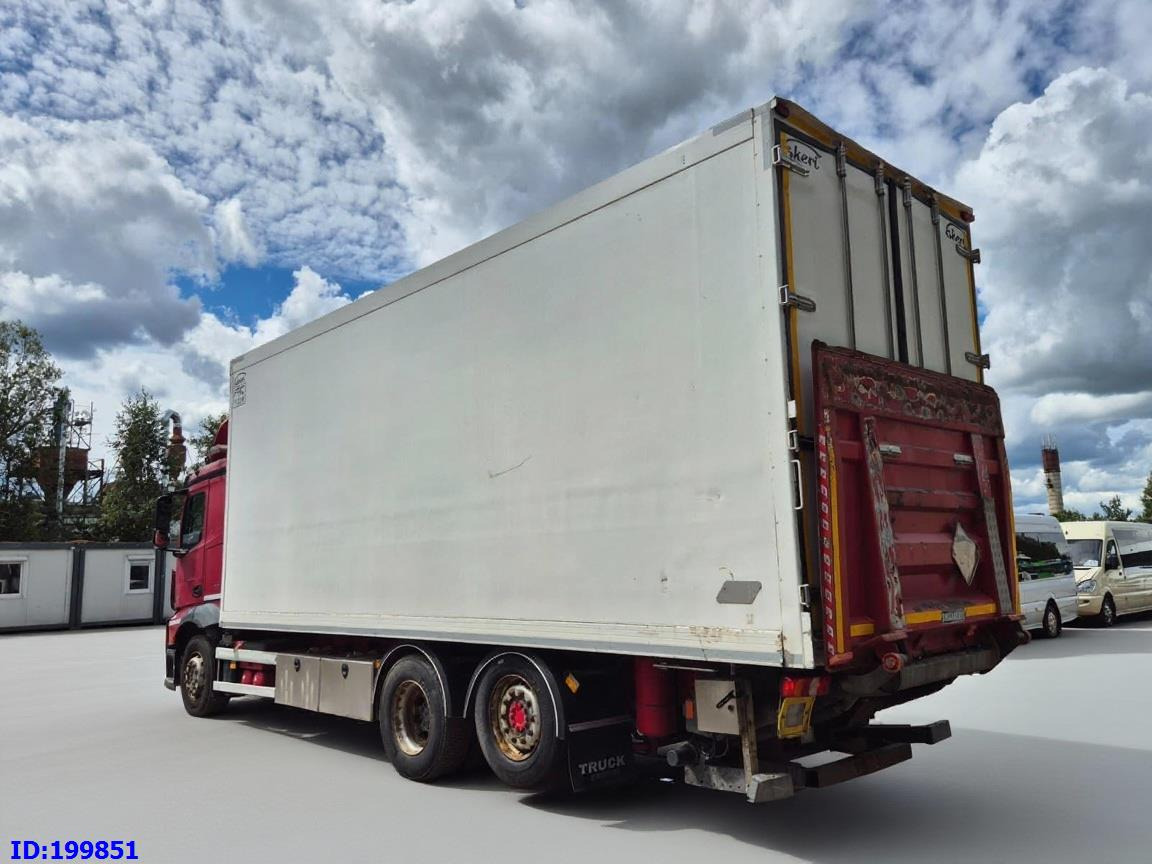 MERCEDES-BENZ Actros 2551 6x2 Euro5 - Box truck: picture 4 MERCEDES-BENZ Actros 2551 6x2 Euro5 - Box truck: picture 4