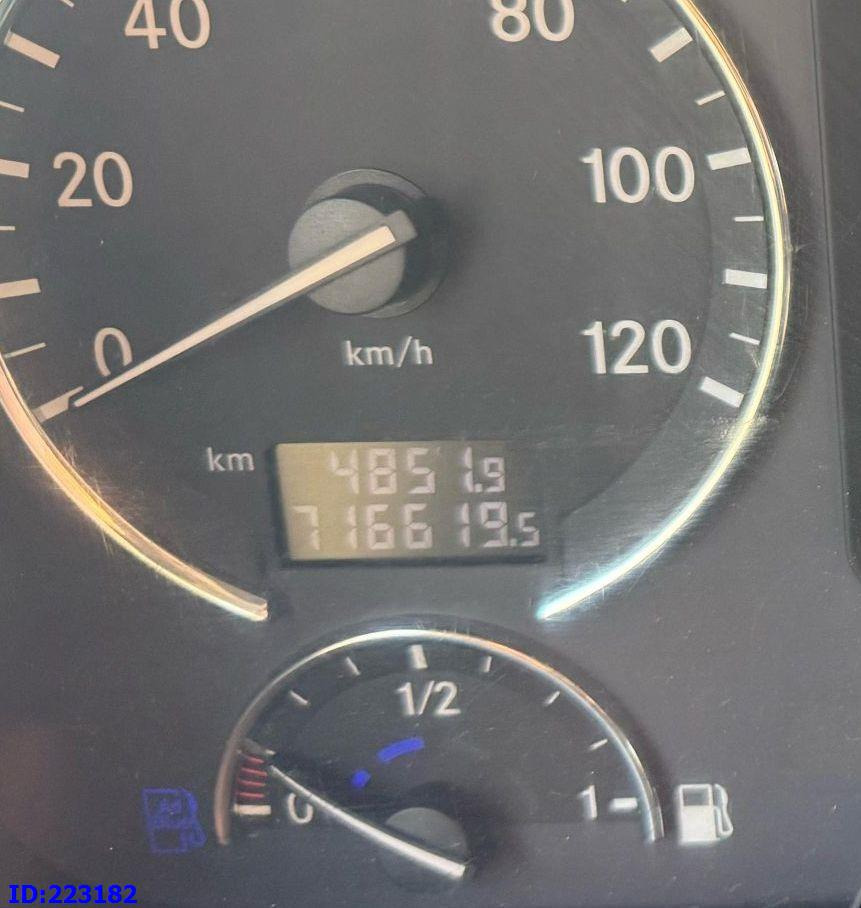 Hook lift truck MERCEDES-BENZ Actros 2551 8x2 V8 Retarder: picture 14