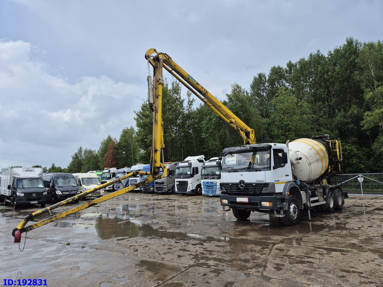 Concrete pump truck MERCEDES-BENZ Atego 2628 6x4 Schwing 17m 9m3: picture 13