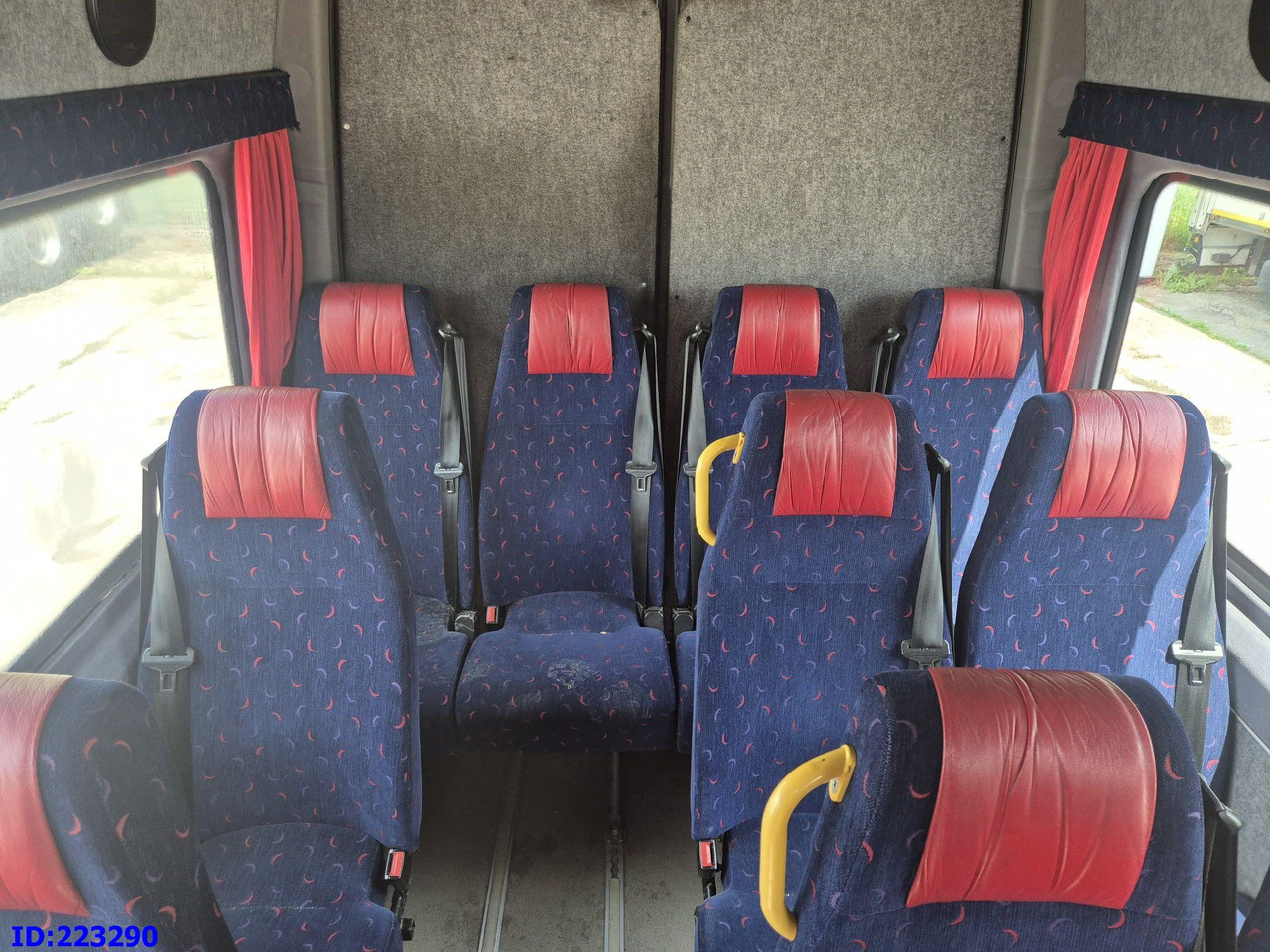 Coach MERCEDES-BENZ Sprinter 515 - 23 places: picture 20