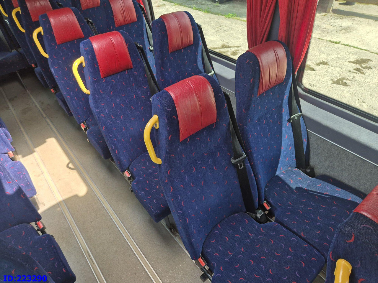 Coach MERCEDES-BENZ Sprinter 515 - 23 places: picture 18