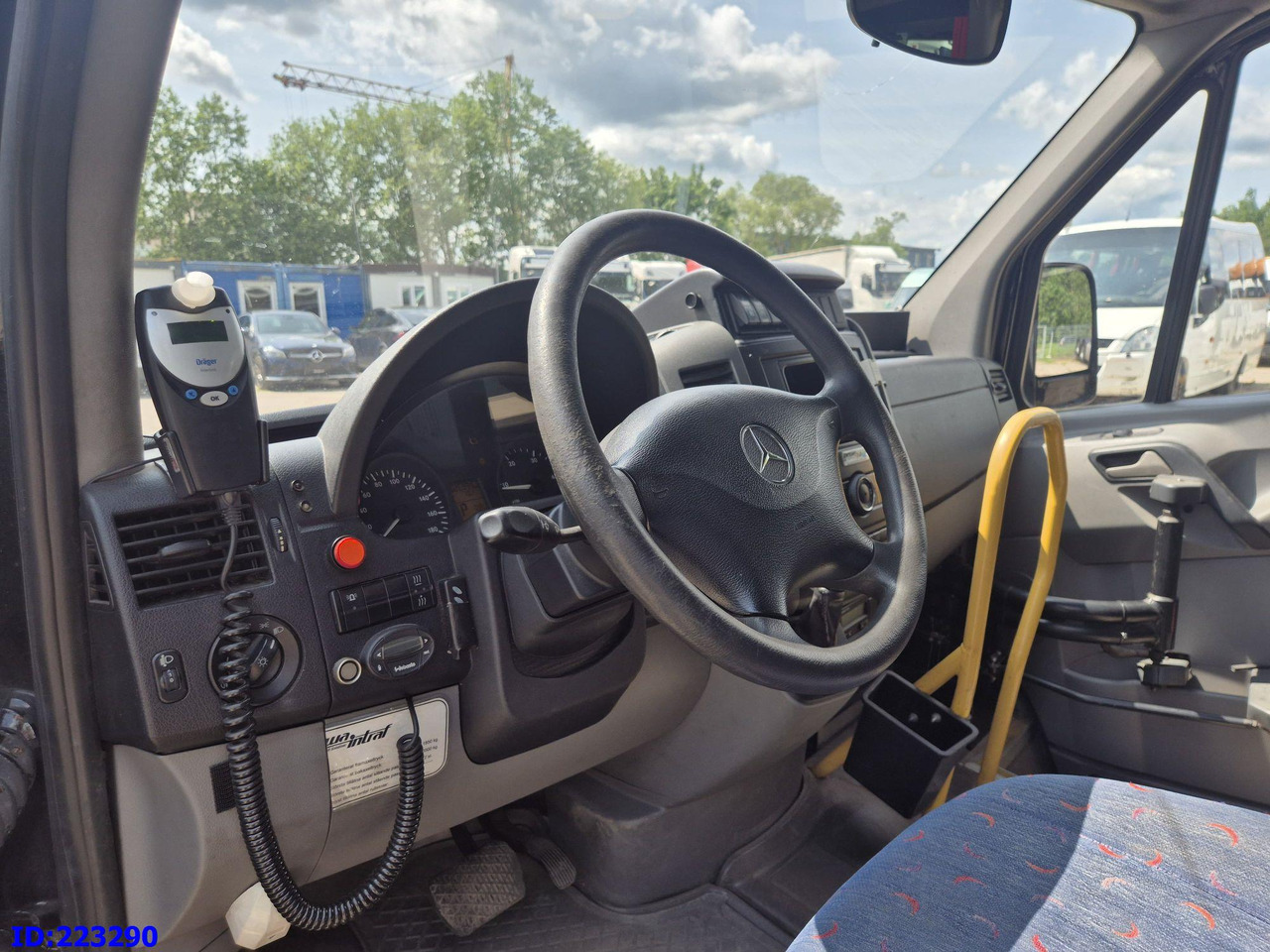 Coach MERCEDES-BENZ Sprinter 515 - 23 places: picture 9
