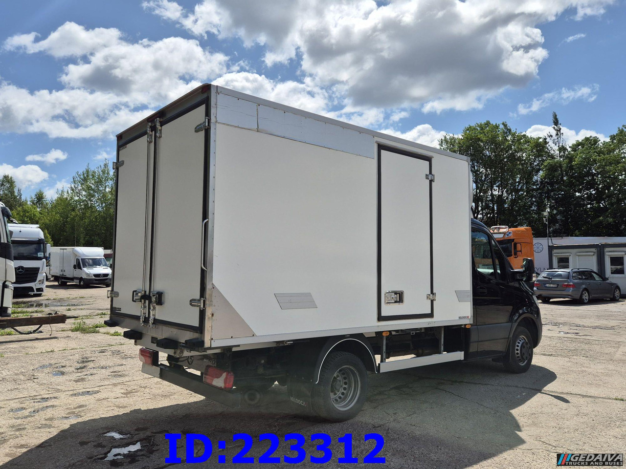 MERCEDES-BENZ Sprinter 516 + Thermo King V-200 MAX - Refrigerated delivery van: picture 5 MERCEDES-BENZ Sprinter 516 + Thermo King V-200 MAX - Refrigerated delivery van: picture 5