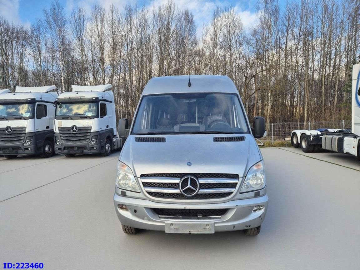 MERCEDES-BENZ Sprinter 516 - VIP - 17 places (Engine defect) - Coach: picture 2 MERCEDES-BENZ Sprinter 516 - VIP - 17 places (Engine defect) - Coach: picture 2