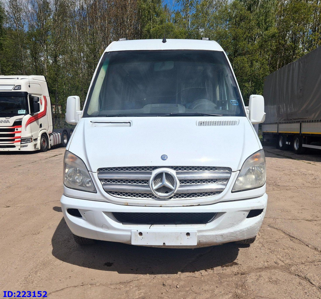 MERCEDES-BENZ Sprinter 518-VIP- 17 places - Coach: picture 2 MERCEDES-BENZ Sprinter 518-VIP- 17 places - Coach: picture 2
