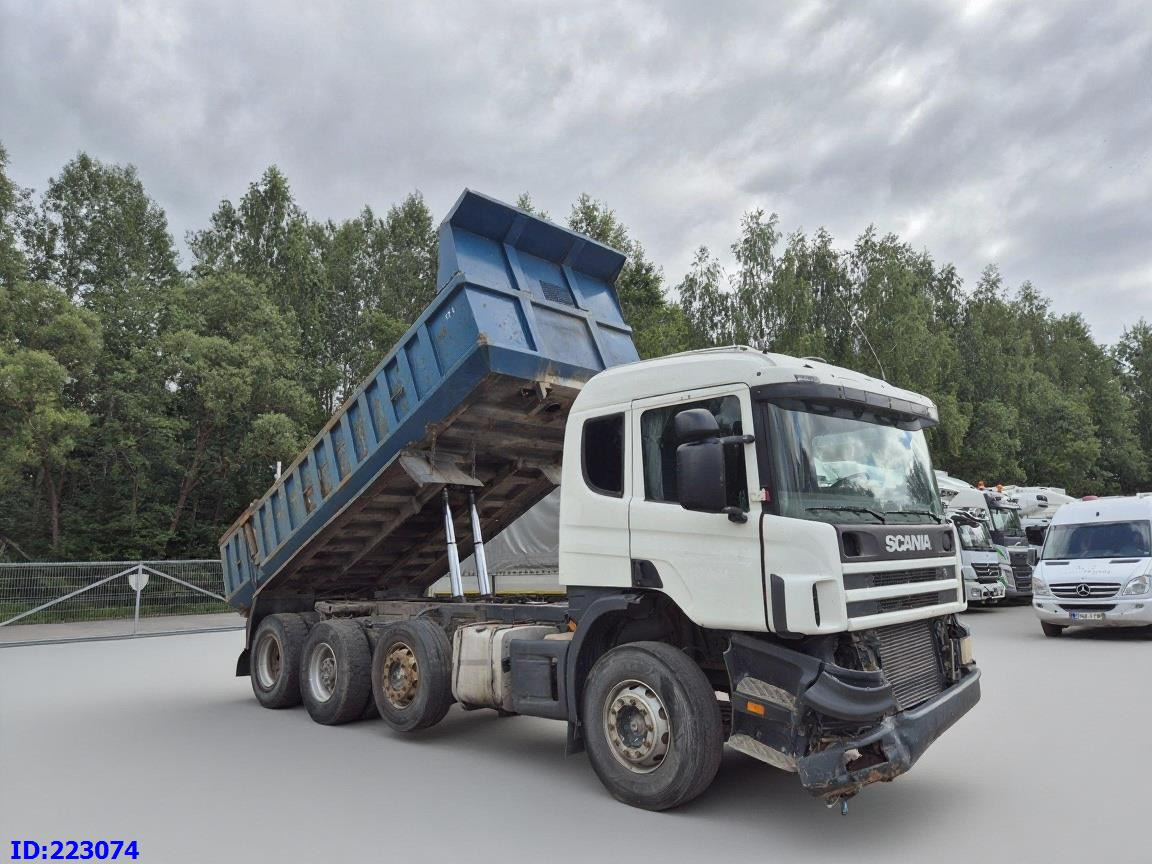 SCANIA 124 8x2 - Manual - Full steel - Tipper: picture 4 SCANIA 124 8x2 - Manual - Full steel - Tipper: picture 4