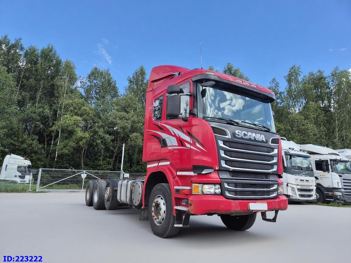 SCANIA R620 - 8x4 - Steering axle - Cab chassis truck: picture 2 SCANIA R620 - 8x4 - Steering axle - Cab chassis truck: picture 2