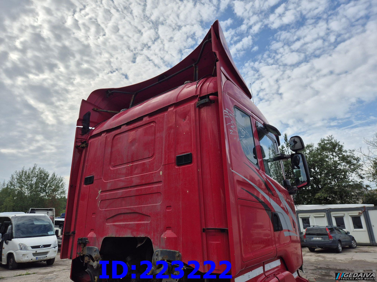 SCANIA R620 - 8x4 - Steering axle - Logging truck: picture 5 SCANIA R620 - 8x4 - Steering axle - Logging truck: picture 5