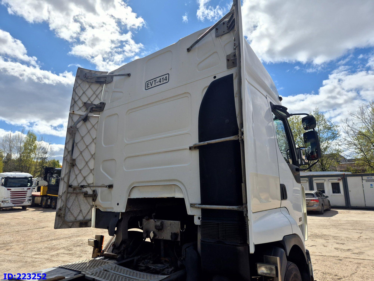 RENAULT Premium 420 6x2 Manual - Tractor truck: picture 5 RENAULT Premium 420 6x2 Manual - Tractor truck: picture 5