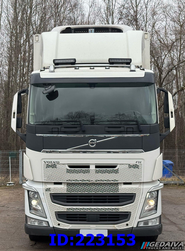 VOLVO FH13 540HP 6x2 FRC Thermoking - Refrigerator truck: picture 2 VOLVO FH13 540HP 6x2 FRC Thermoking - Refrigerator truck: picture 2