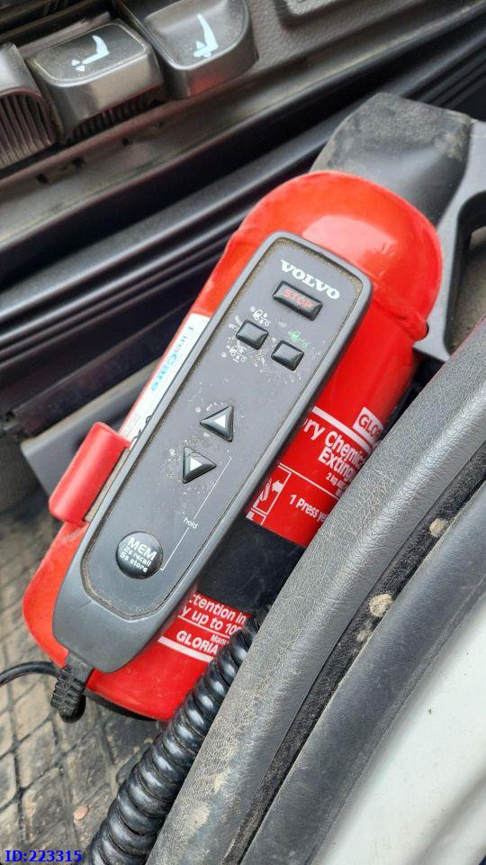 Cab chassis truck VOLVO FM13 500HP 6x2 Euro5: picture 9 Cab chassis truck VOLVO FM13 500HP 6x2 Euro5: picture 9