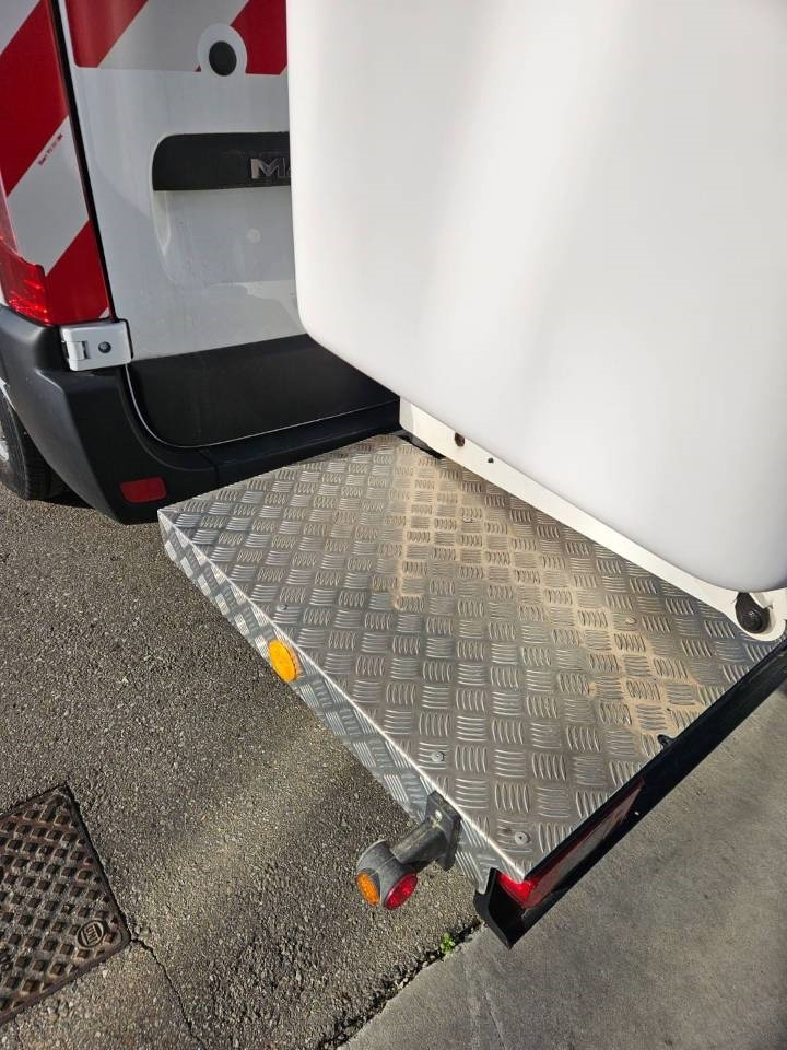 New Truck with aerial platform CTE VAN FT 121: picture 12