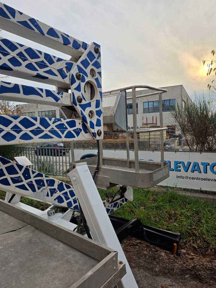 CTE Z 19 - Truck with aerial platform: picture 3 CTE Z 19 - Truck with aerial platform: picture 3