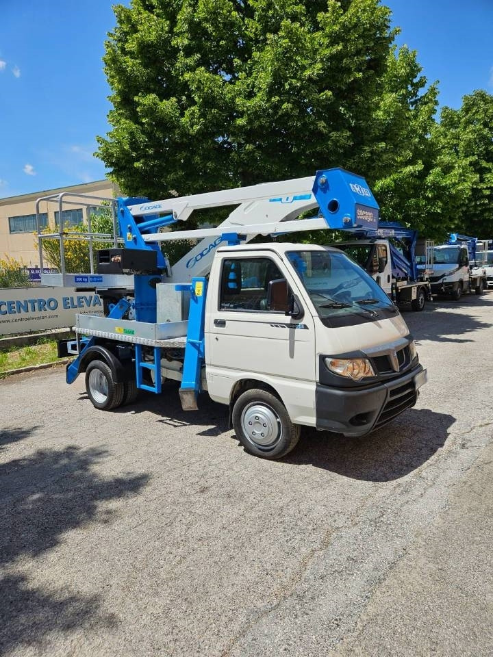 Socage A 314 - Truck with aerial platform: picture 1 Socage A 314 - Truck with aerial platform: picture 1