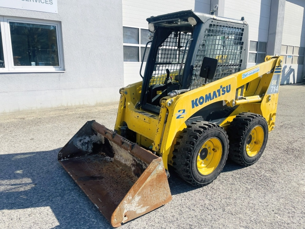 Komatsu SK714 (4077) - Skid steer loader: picture 4 Komatsu SK714 (4077) - Skid steer loader: picture 4