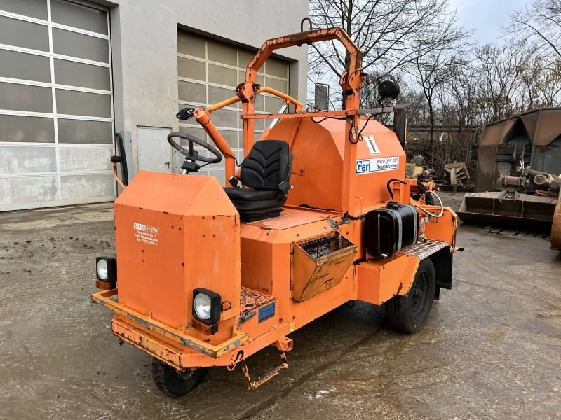 Strassmayr STI VSM-3R (111103) - Asphalt distributor: picture 2 Strassmayr STI VSM-3R (111103) - Asphalt distributor: picture 2