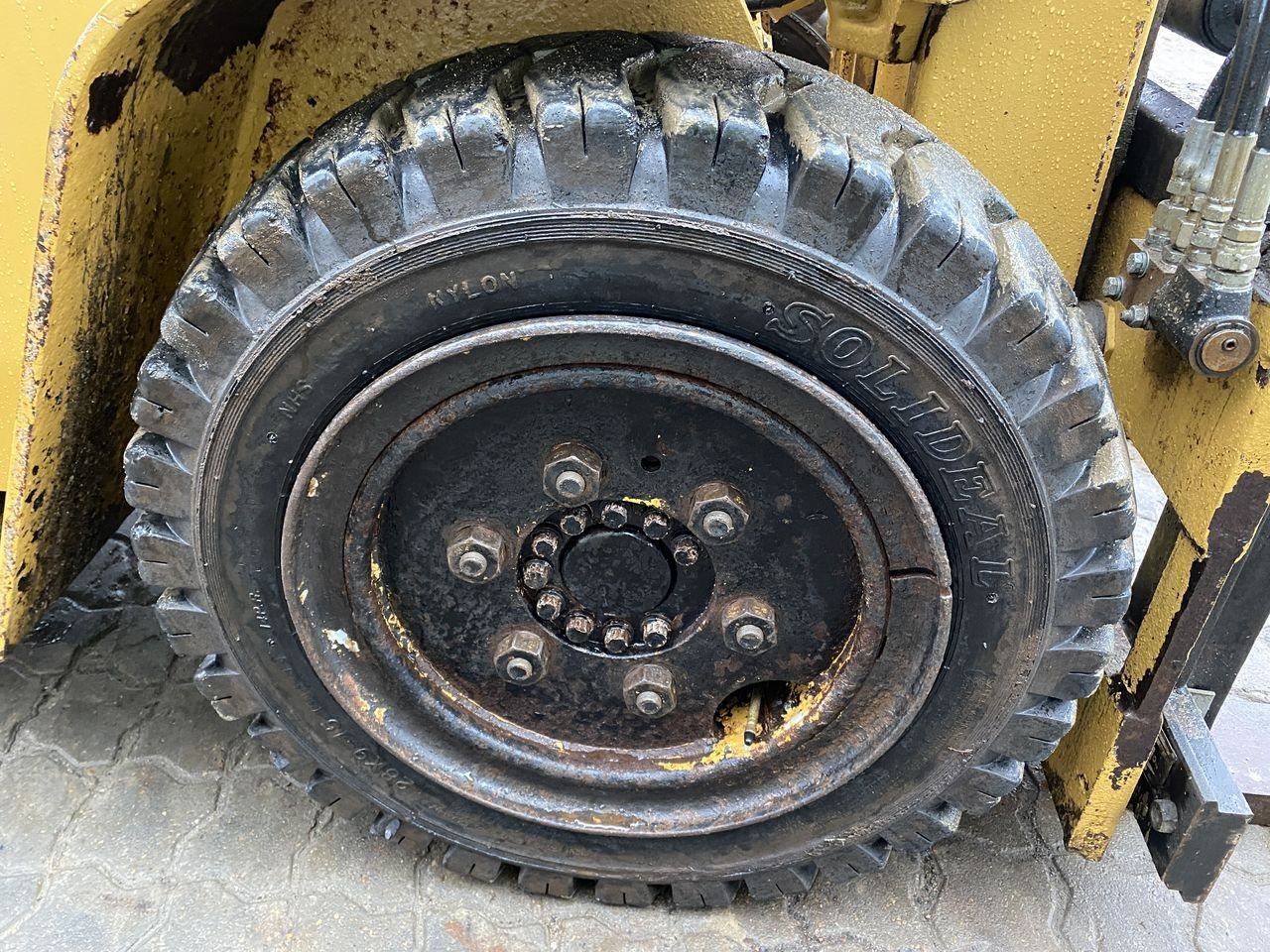 LPG forklift Caterpillar VC60C: picture 6