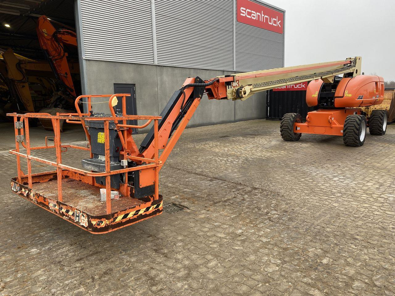 JLG 860HC 3 - Telescopic boom: picture 1 JLG 860HC 3 - Telescopic boom: picture 1