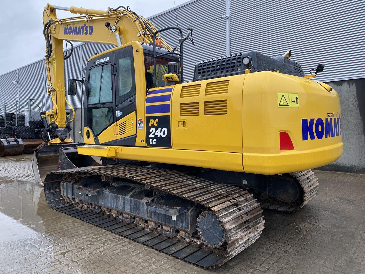Komatsu PC240LC-11EO - Crawler excavator: picture 2 Komatsu PC240LC-11EO - Crawler excavator: picture 2