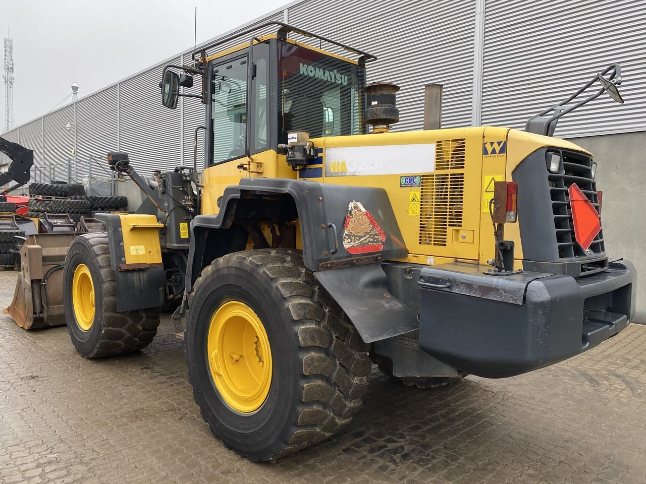 Komatsu WA320PZ-6 - Wheel loader: picture 2 Komatsu WA320PZ-6 - Wheel loader: picture 2