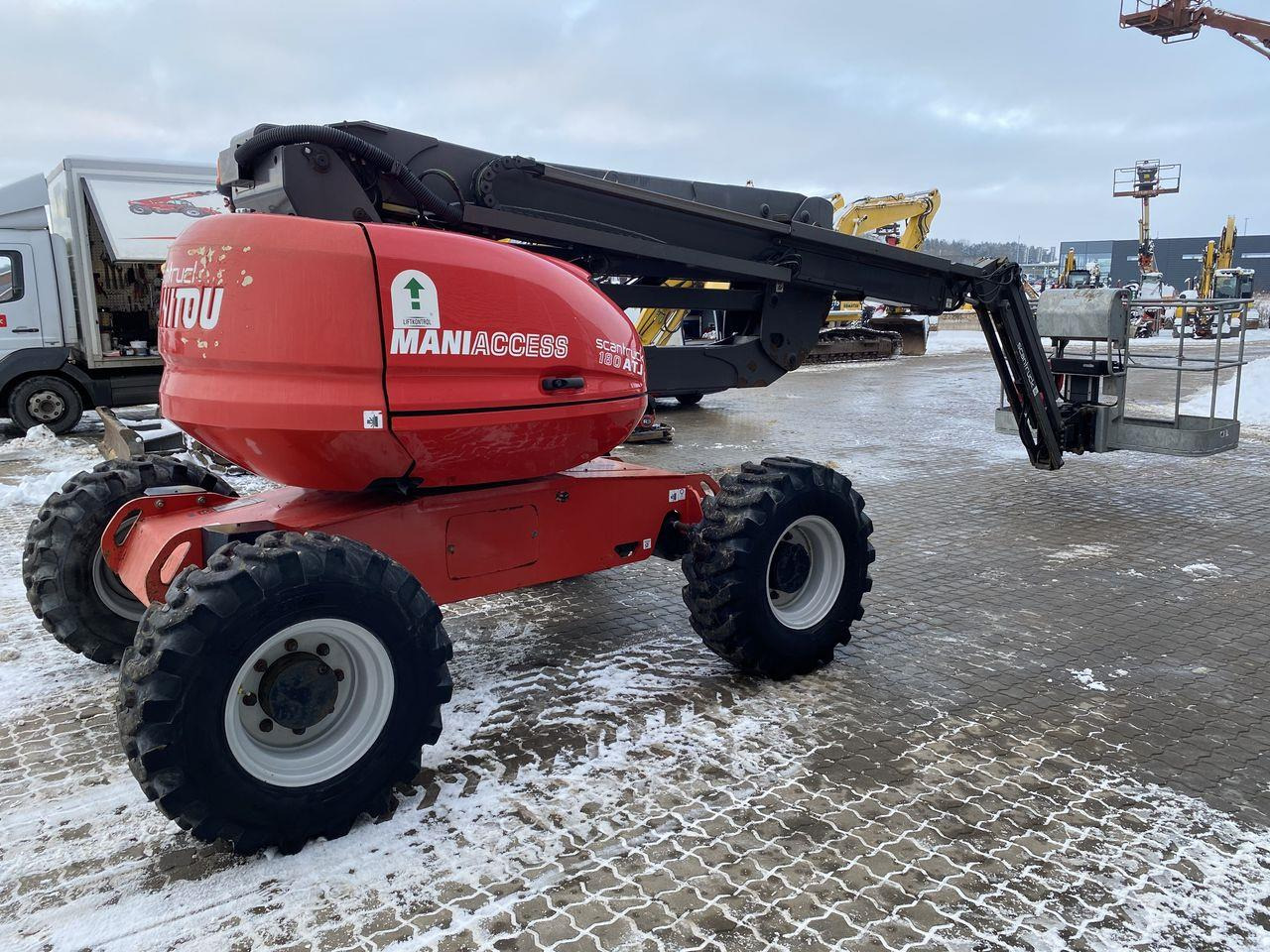 Manitou 180ATJ RC - Articulated boom: picture 4 Manitou 180ATJ RC - Articulated boom: picture 4