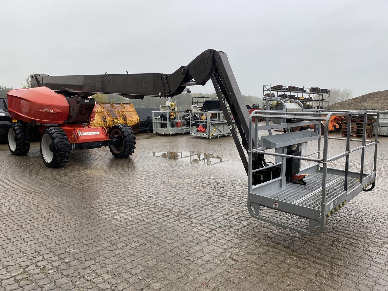 Manitou 260TJ - Articulated boom: picture 5 Manitou 260TJ - Articulated boom: picture 5