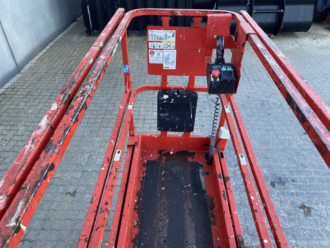 Manitou 78SEC - Scissor lift: picture 3 Manitou 78SEC - Scissor lift: picture 3