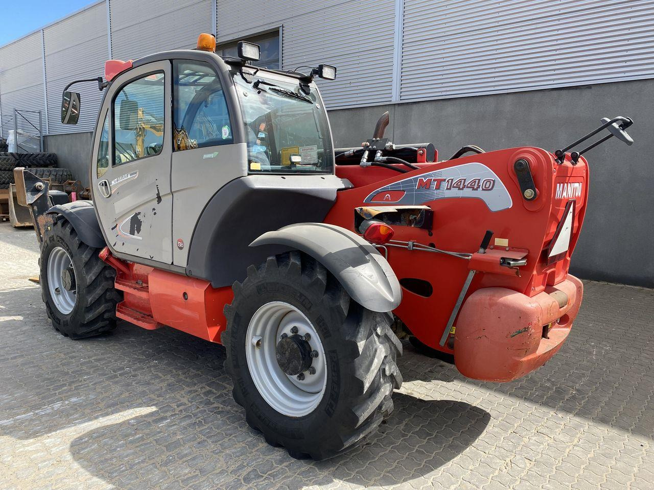 Manitou MT1440A ST3B - Telescopic handler: picture 2 Manitou MT1440A ST3B - Telescopic handler: picture 2