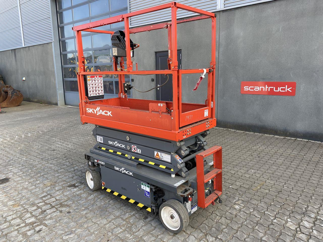 Skyjack SJ3219 - Scissor lift: picture 2 Skyjack SJ3219 - Scissor lift: picture 2