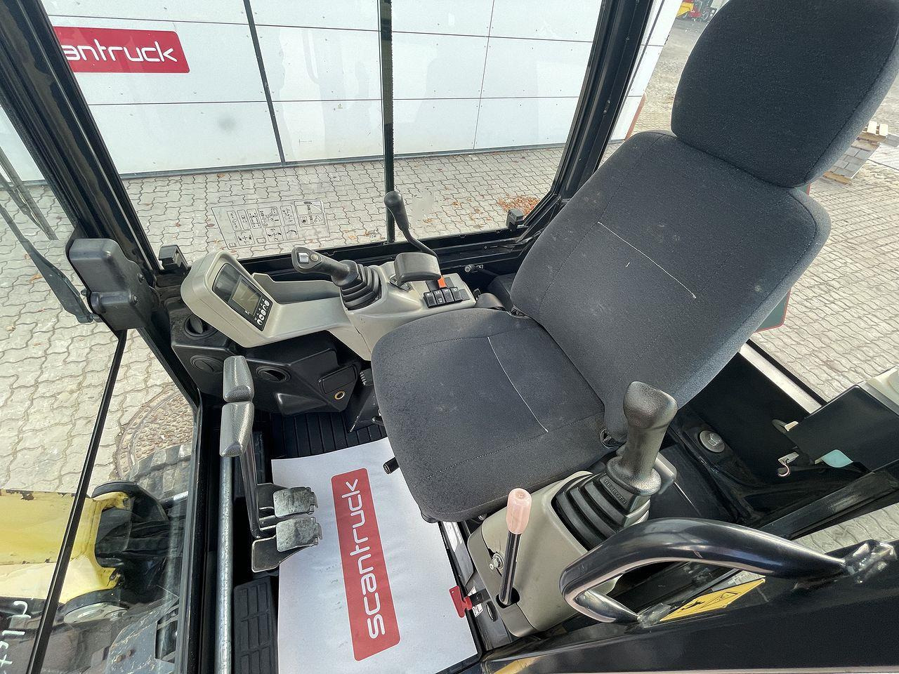 Yanmar SV22 - Mini excavator: picture 3 Yanmar SV22 - Mini excavator: picture 3