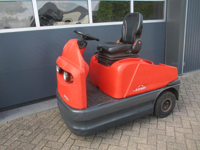 Linde P 60 - Tow tractor: picture 2 Linde P 60 - Tow tractor: picture 2