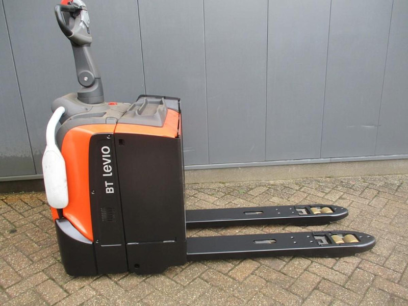 Toyota LPE 200 - Pallet truck: picture 1 Toyota LPE 200 - Pallet truck: picture 1