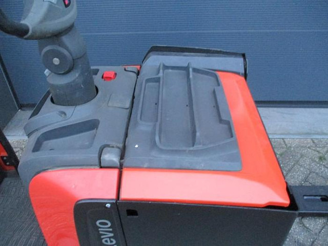 Toyota LPE 250 - Pallet truck: picture 5 Toyota LPE 250 - Pallet truck: picture 5