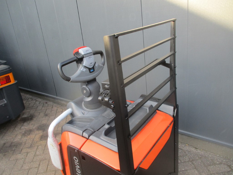 Pallet truck Toyota LPE 250: picture 7