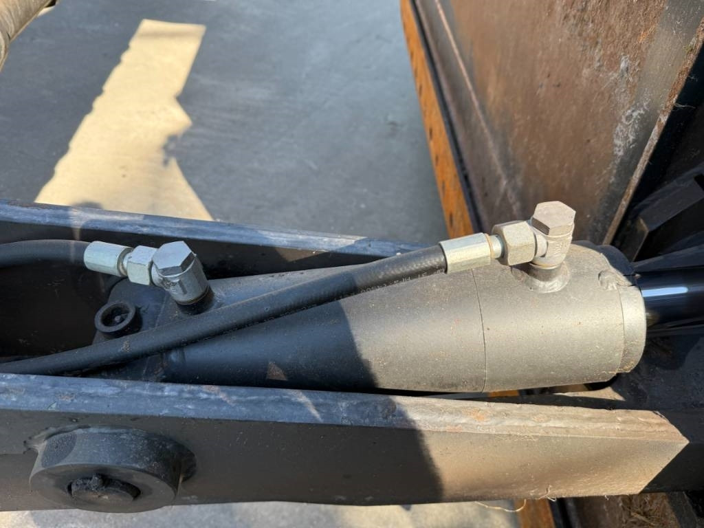 Bucket for Construction machinery Eurosteel Hoogkiepbak: picture 10 Bucket for Construction machinery Eurosteel Hoogkiepbak: picture 10